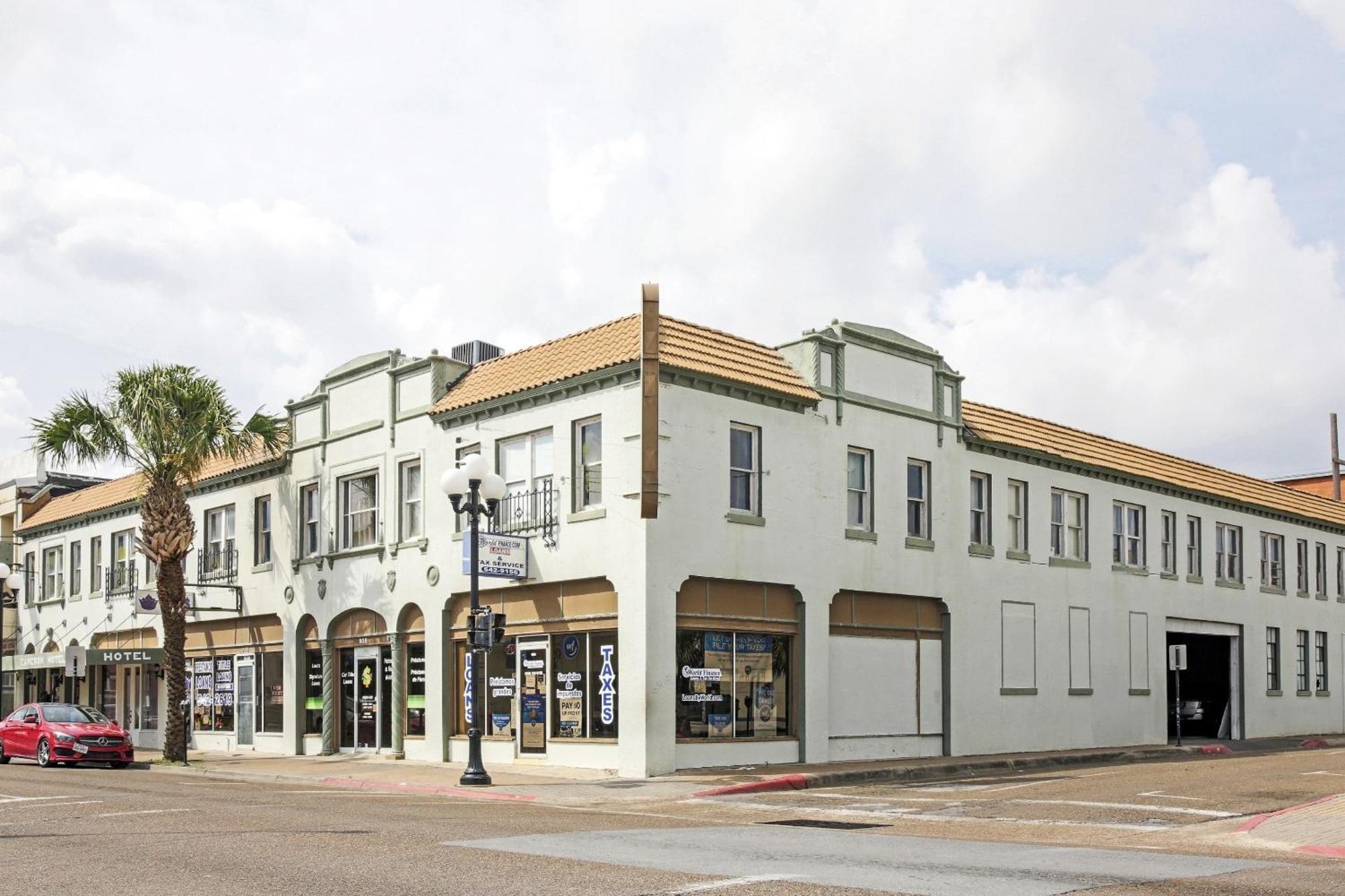 Oyo Historic Cameron I-69e Hotel 2*
