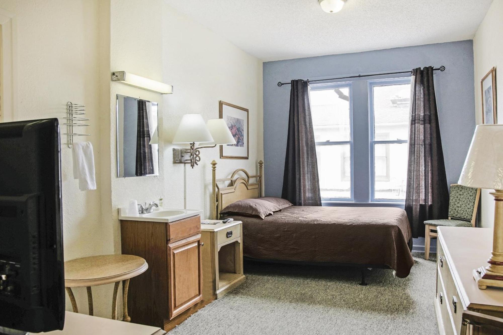 Hotel Oyo Historic Cameron I-69e Brownsville